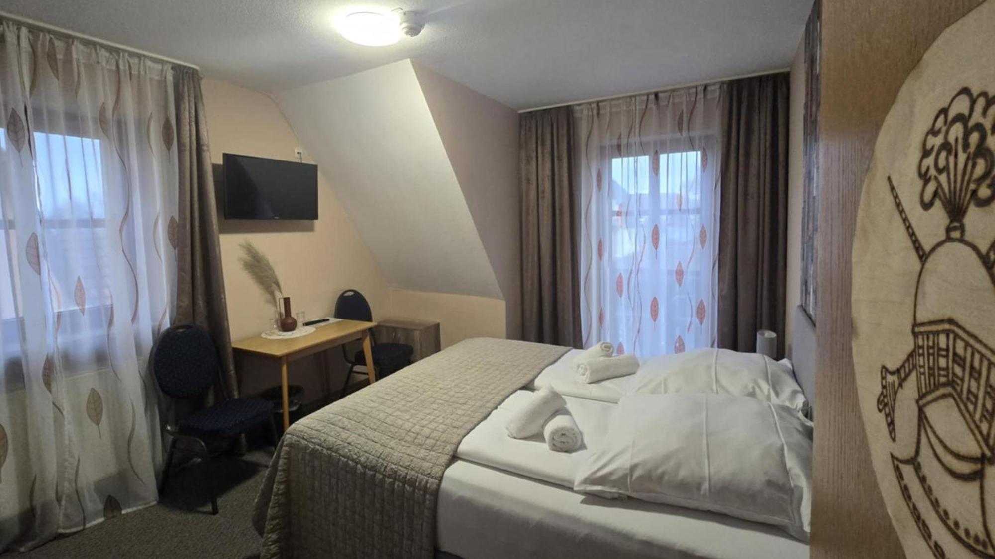 Hotel-Gasthof "Alter Ritter" Rothenburg ob der Tauber Exterior foto